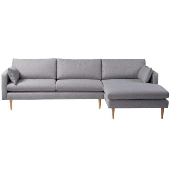 Priser på Living & more 3 pers. sofa med chaiselong - Malte - Lysegrå