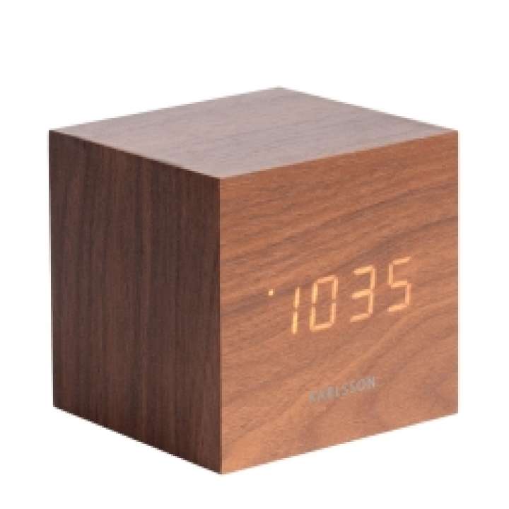 Priser på Vækkeur Cube i træ