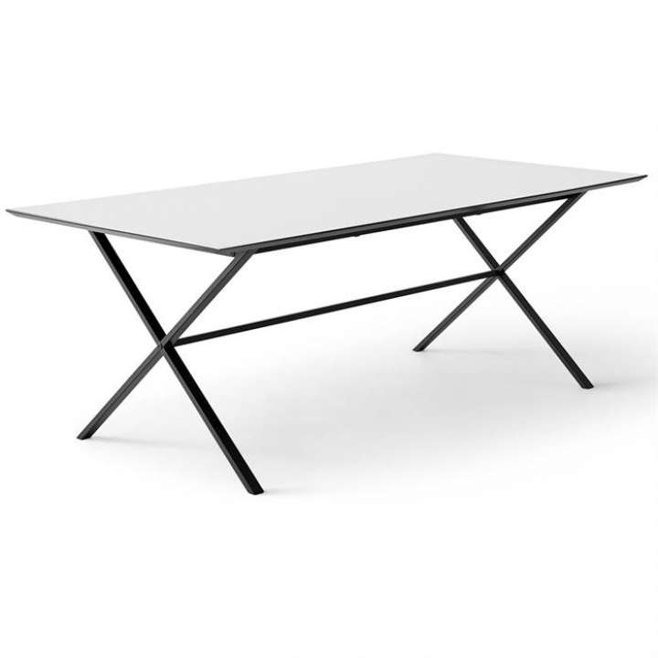 Priser på Meza by Hammel spisebord - Square - 165 x 90 cm. - Hvid laminat - Cross stel