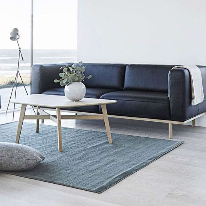 Priser på Andersen Furniture C1 sofabord - hvidpigmenteret eg - 120 x 70 x H45 cm.