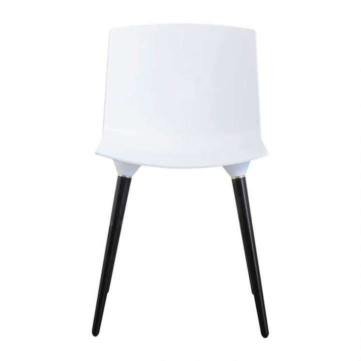 Priser på Andersen Furniture TAC spisebordsstol - plast - Hvid - Sort stel