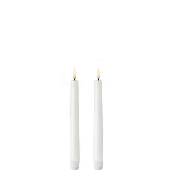 Priser på Uyuni Lighting LED Taper kronelys - H20 cm - 2-pak - Nordic White - inkl. remoter og AAA-batterier