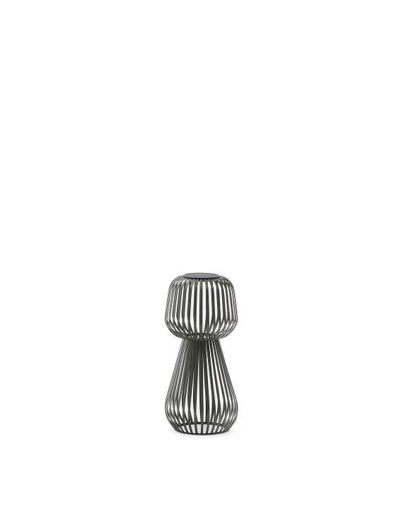 Priser på KAVE HOME Reiba solbordslampe i grøn metal