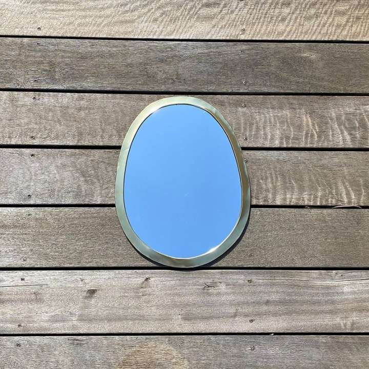 Priser på Spejl oval - guld XS